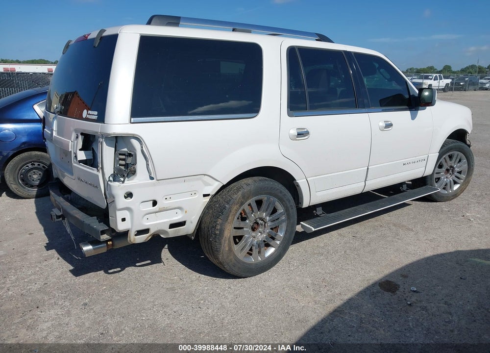 2009 LINCOLN NAVIGATOR VIN: 5LMFU275X9LJ00302