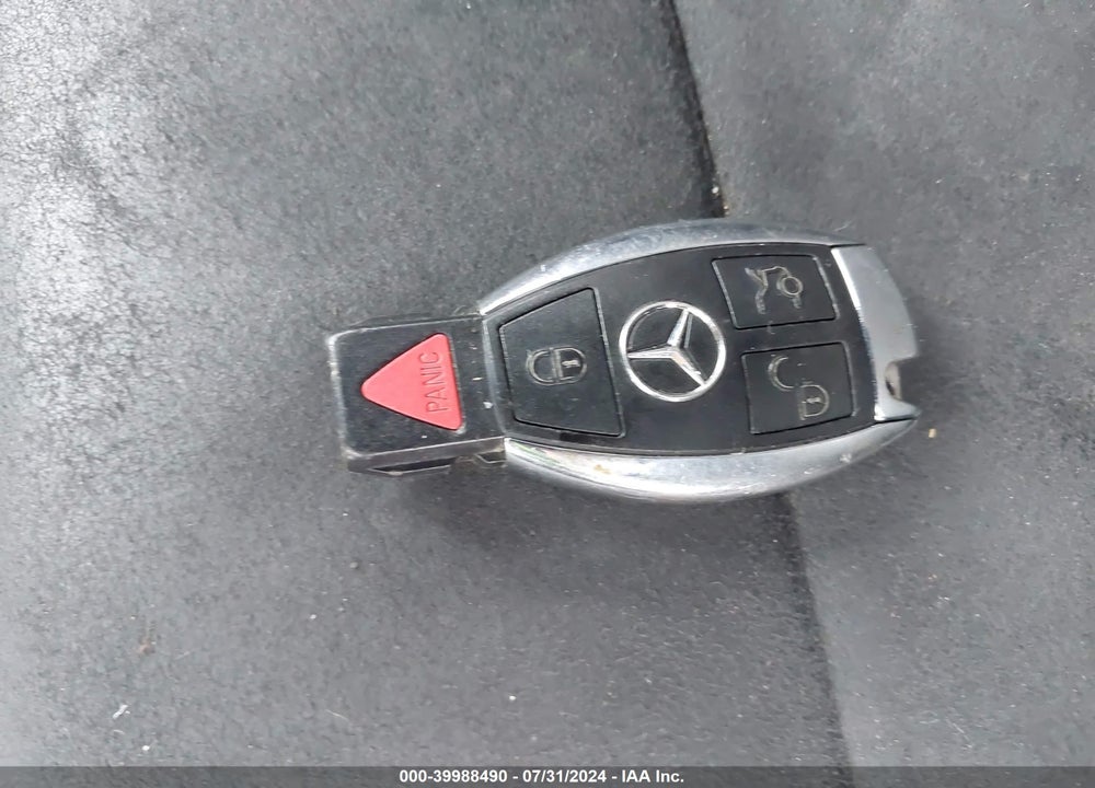 2014 MERCEDES-BENZ C 63 AMG VIN: WDDGF7HB6EA960393