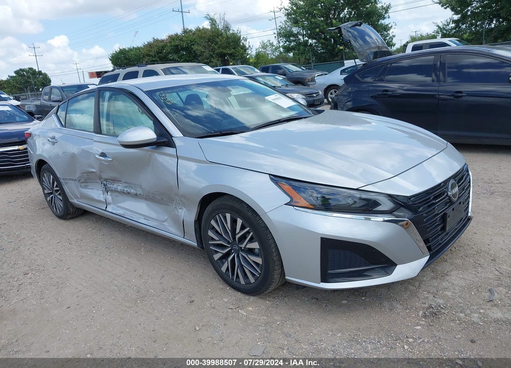 2023 NISSAN ALTIMA SV FWD VIN: 1N4BL4DV8PN326239