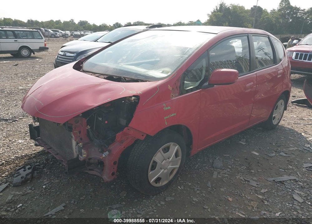2012 HONDA FIT VIN: JHMGE8H37CC007817