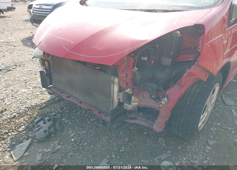 2012 HONDA FIT VIN: JHMGE8H37CC007817