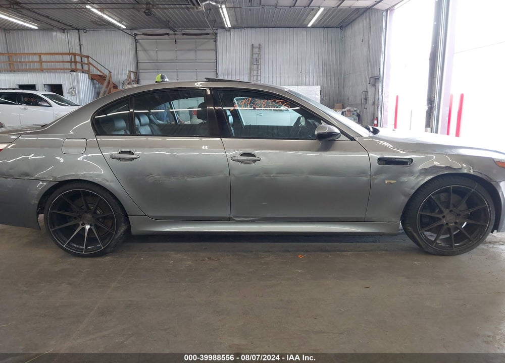 2006 BMW M5 VIN: WBSNB93566B583983