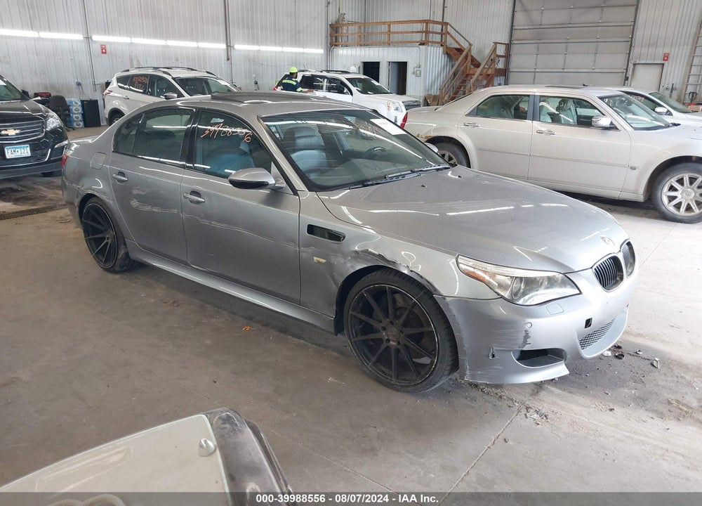 2006 BMW M5 VIN: WBSNB93566B583983