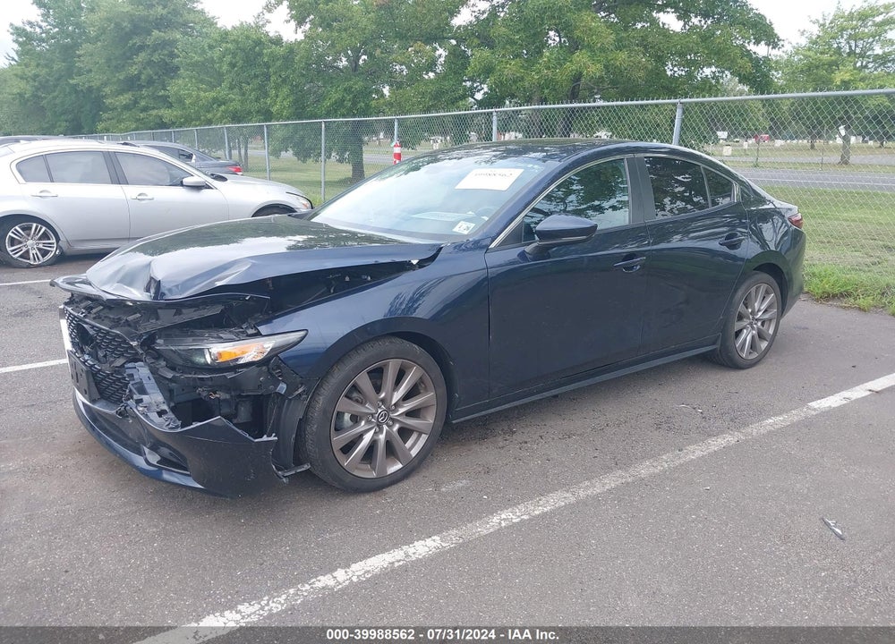 2021 MAZDA 3 PREFERRED VIN: JM1BPACL8M1300613