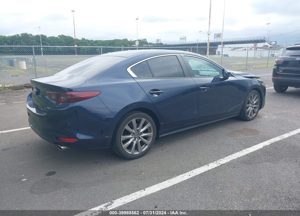 2021 MAZDA 3 PREFERRED VIN: JM1BPACL8M1300613