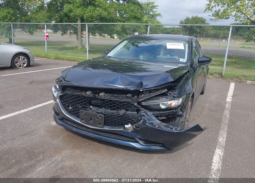 2021 MAZDA 3 PREFERRED VIN: JM1BPACL8M1300613