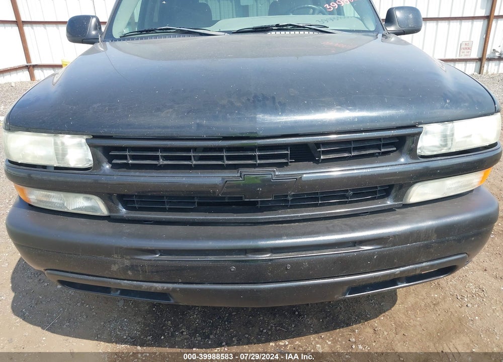 2002 CHEVROLET TAHOE LT VIN: 1GNEC13Z92R276888