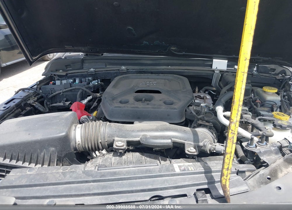 2019 JEEP WRANGLER UNLIMITED SPORT S 4X4 VIN: 1C4HJXDNXKW592540