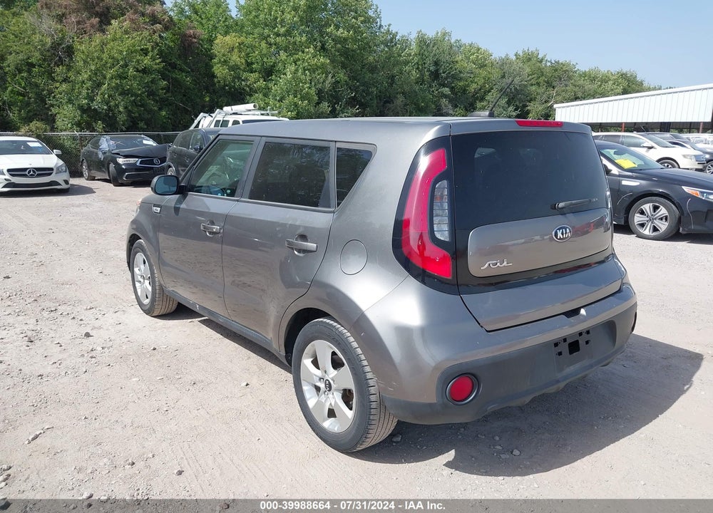 2018 KIA SOUL VIN: KNDJN2A27J7581071