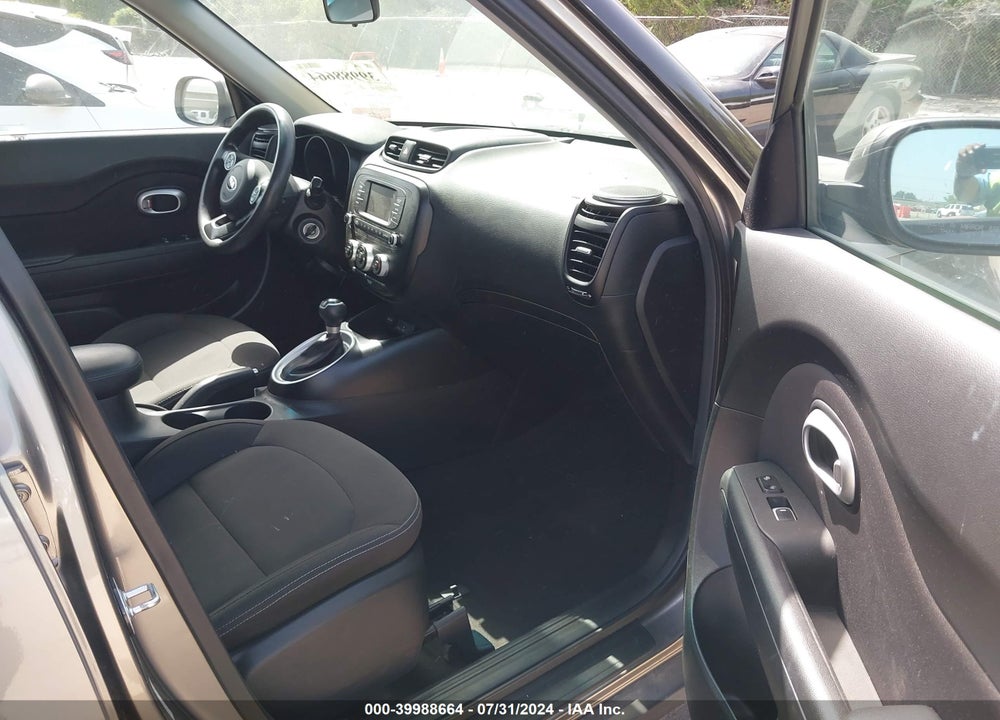 2018 KIA SOUL VIN: KNDJN2A27J7581071