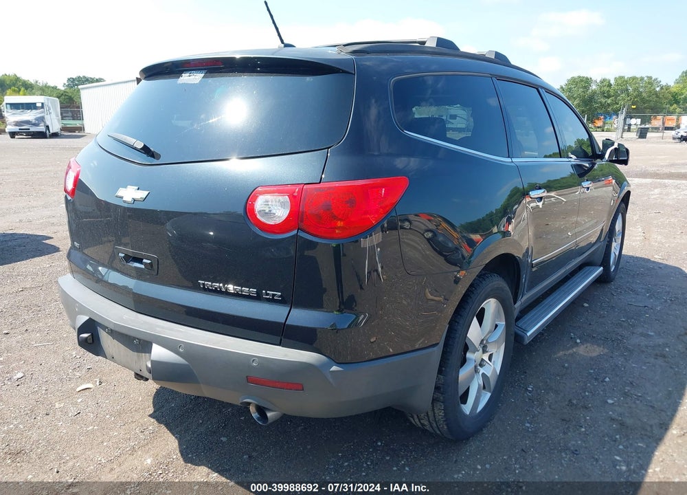 2010 CHEVROLET TRAVERSE LTZ VIN: 1GNLVHEDXAS133807