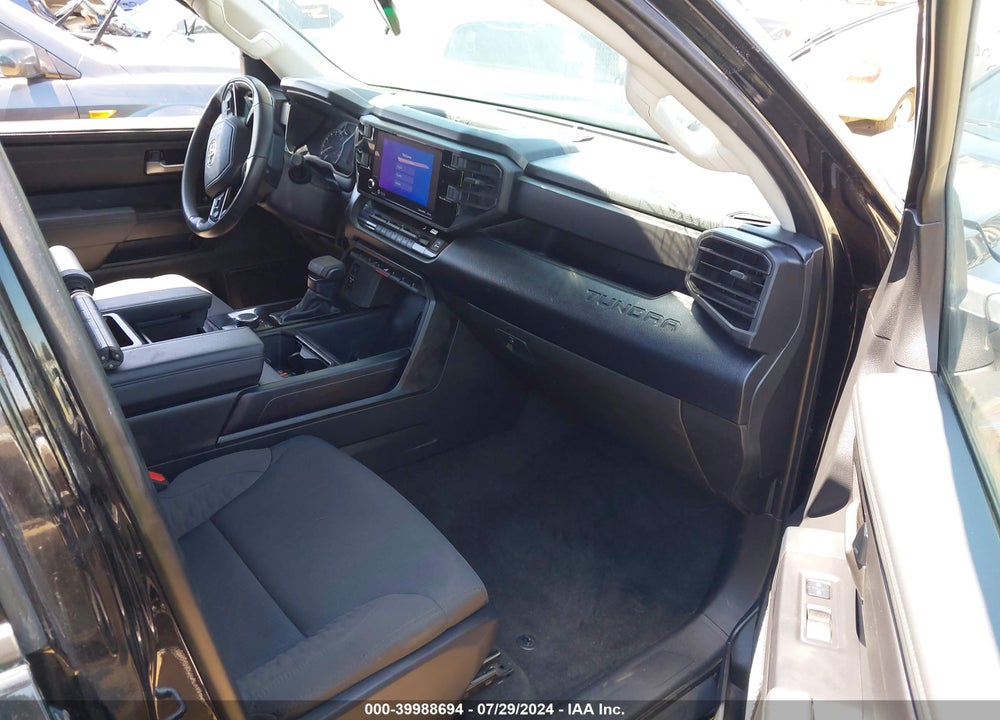 2023 TOYOTA TUNDRA CREWMAX SR/CREWMAX SR5 VIN: 5TFLA5AB4PX023922
