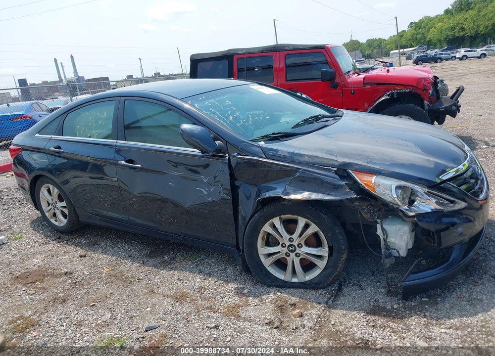 2013 HYUNDAI SONATA GLS VIN: 5NPEB4AC2DH712406