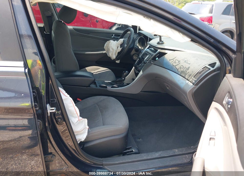 2013 HYUNDAI SONATA GLS VIN: 5NPEB4AC2DH712406