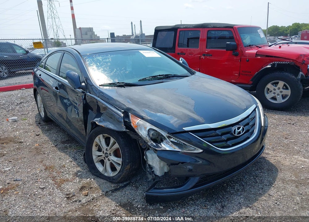 2013 HYUNDAI SONATA GLS VIN: 5NPEB4AC2DH712406