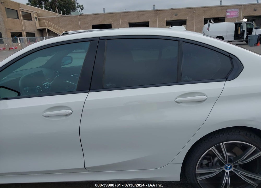2023 BMW 3 SERIES 330E VIN: 3MW39FF06P8D06033