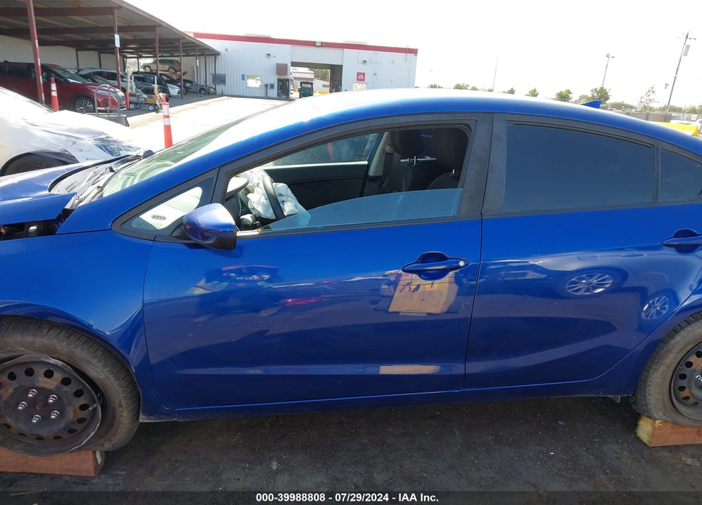 2017 KIA FORTE LX VIN: 3KPFK4A7XHE051354