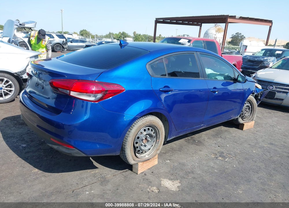 2017 KIA FORTE LX VIN: 3KPFK4A7XHE051354