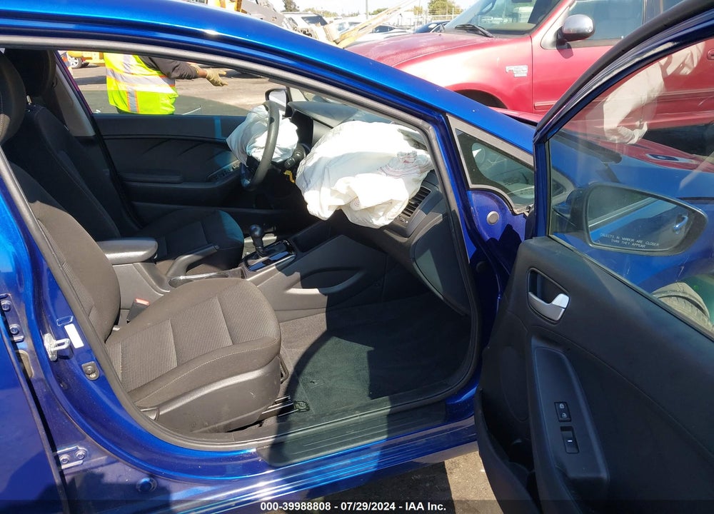 2017 KIA FORTE LX VIN: 3KPFK4A7XHE051354