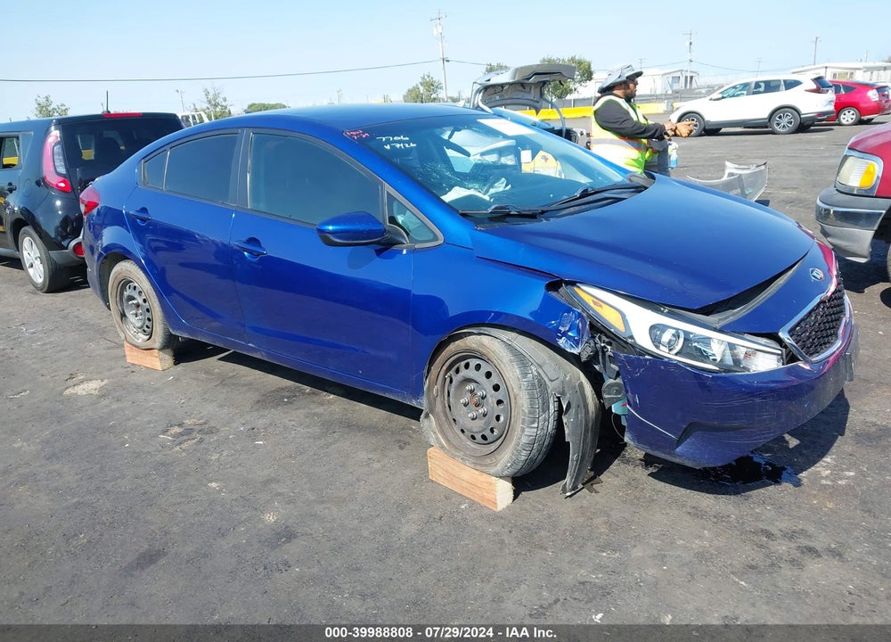 2017 KIA FORTE LX VIN: 3KPFK4A7XHE051354