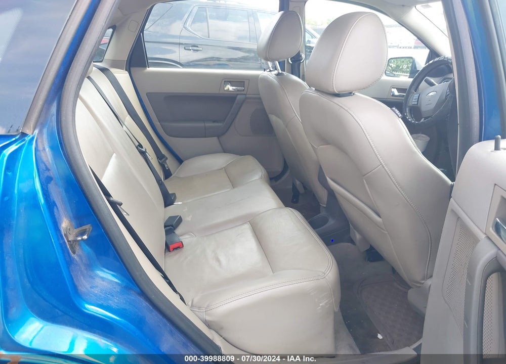2010 FORD FOCUS SEL VIN: 1FAHP3HN7AW195261