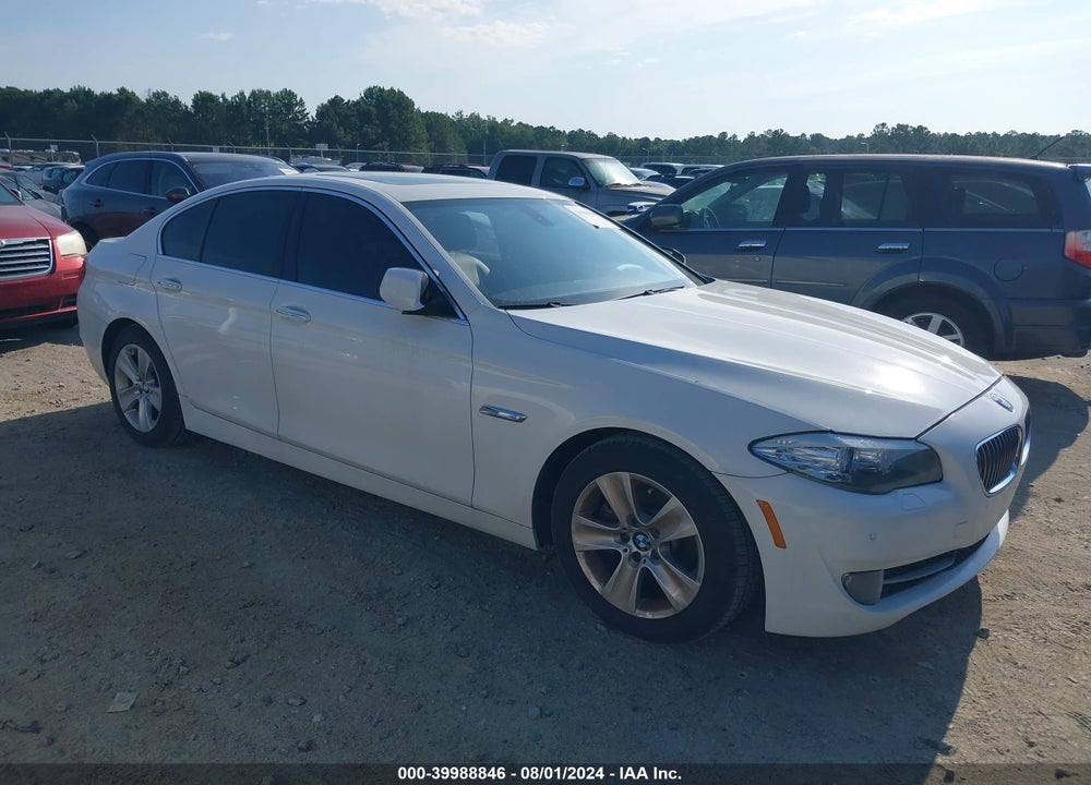 2011 BMW 528I VIN: WBAFR1C57BC750569