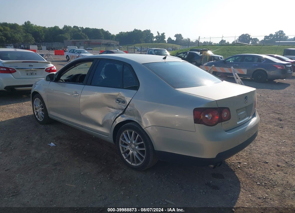 2010 VOLKSWAGEN JETTA S VIN: 3VWJX7AJ3AM075545