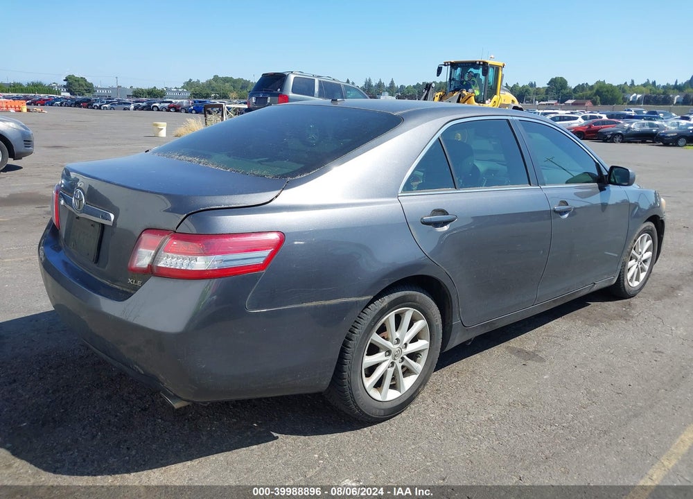 2011 TOYOTA CAMRY XLE VIN: 4T4BF3EK2BR143368