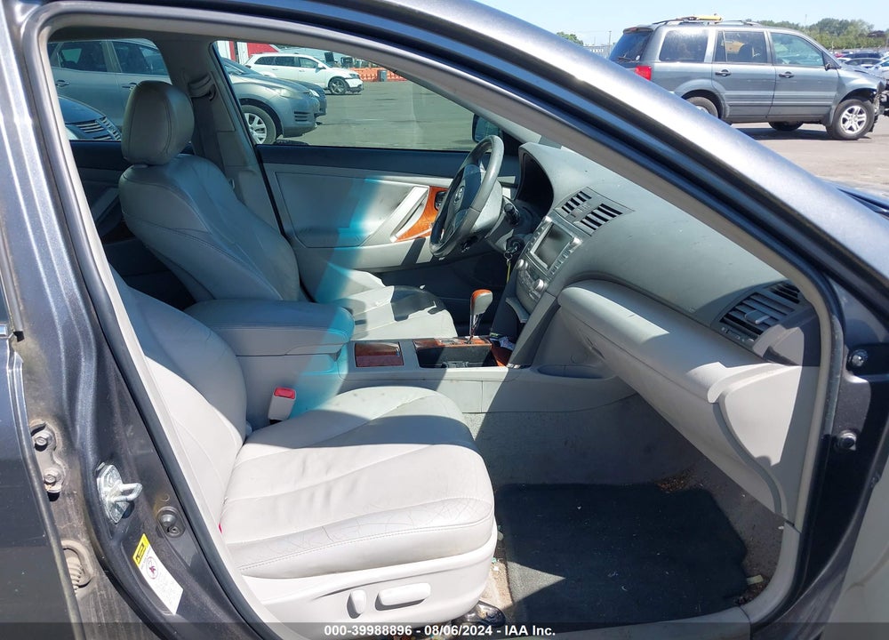 2011 TOYOTA CAMRY XLE VIN: 4T4BF3EK2BR143368