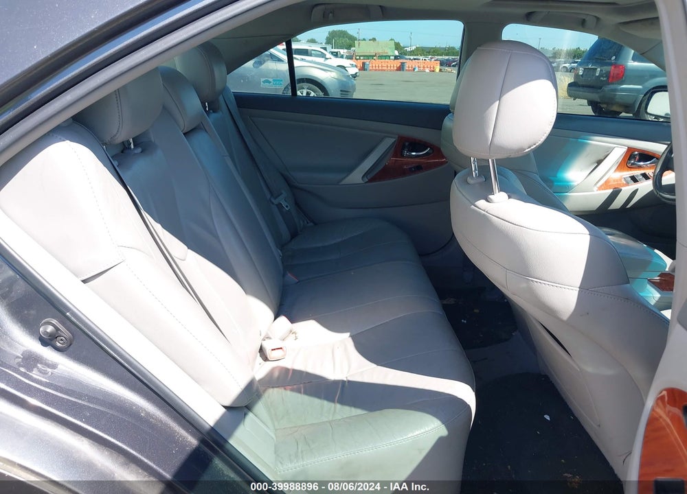 2011 TOYOTA CAMRY XLE VIN: 4T4BF3EK2BR143368