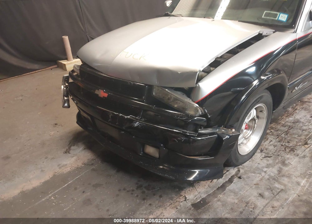 2000 CHEVROLET S-10 LS VIN: 1GCCS19W2Y8260546