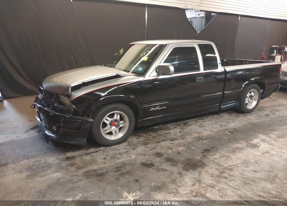 2000 CHEVROLET S-10 LS VIN: 1GCCS19W2Y8260546