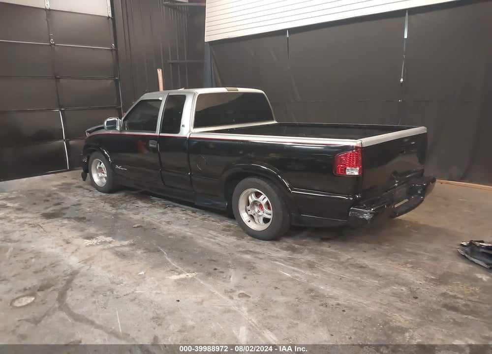2000 CHEVROLET S-10 LS VIN: 1GCCS19W2Y8260546