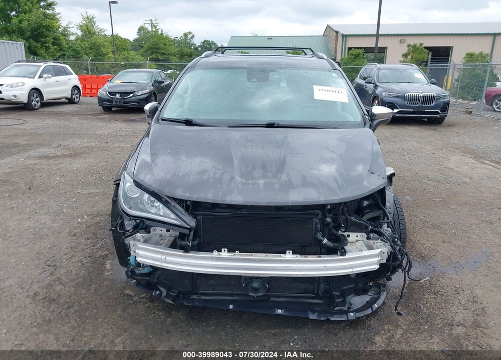 2018 CHRYSLER PACIFICA HYBRID LIMITED VIN: 2C4RC1N79JR168429
