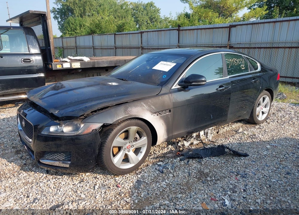 2018 JAGUAR XF 25T VIN: SAJBS4FX6JCY69766