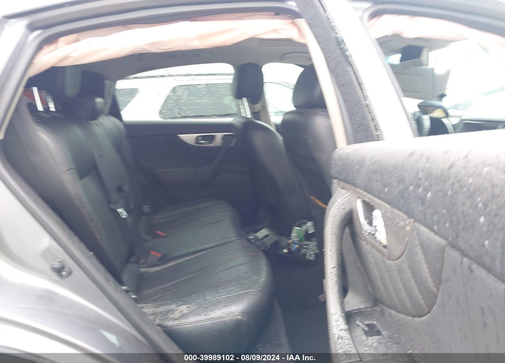2015 INFINITI QX70 VIN: JN8CS1MU2FM381902
