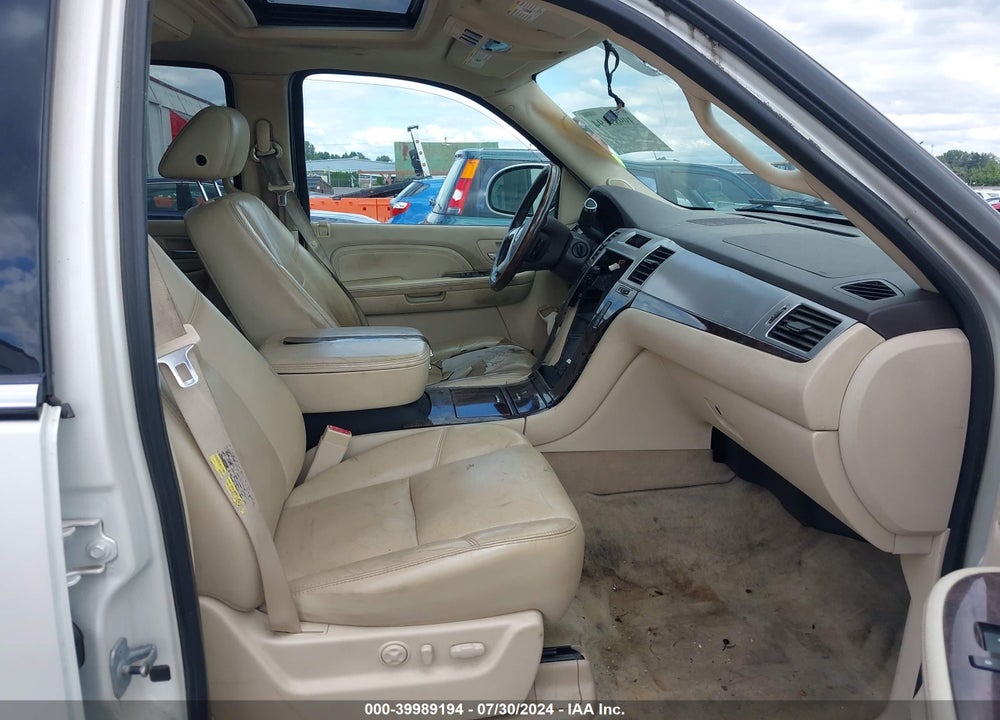 2007 CADILLAC ESCALADE STANDARD VIN: 1GYFK63847R147124