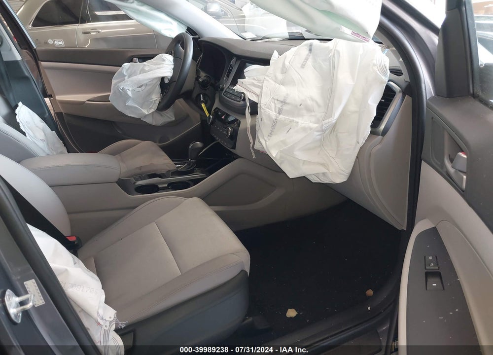 2018 HYUNDAI TUCSON SEL VIN: KM8J33A42JU653689