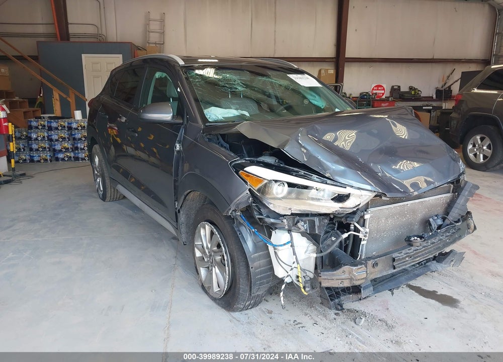 2018 HYUNDAI TUCSON SEL VIN: KM8J33A42JU653689