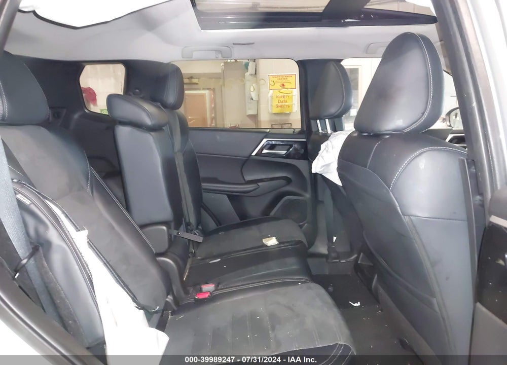 2024 MITSUBISHI OUTLANDER SE 2.5 S-AWC VIN: JA4J4VA87RZ009629