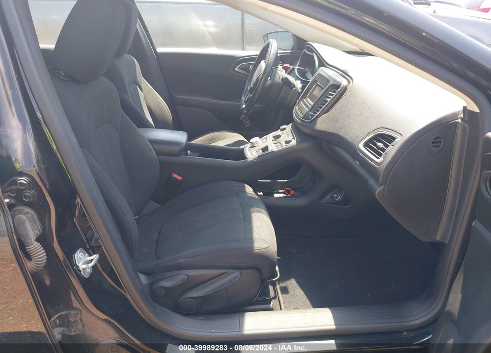2016 CHRYSLER 200 TOURING VIN: 1C3CCCFB7GN196695