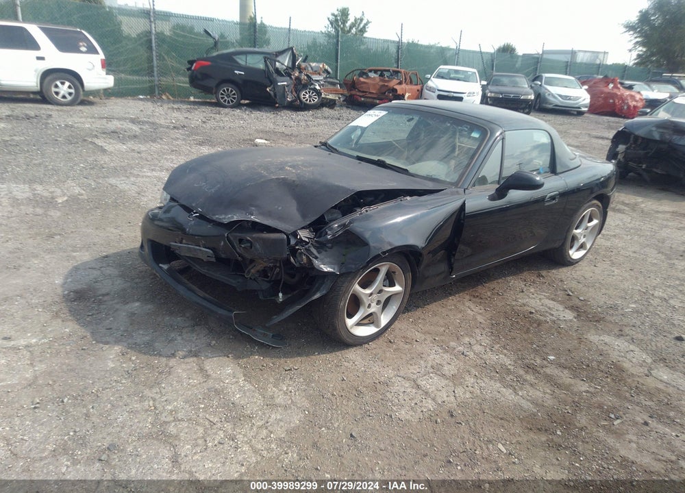 2002 MAZDA MX-5 MIATA CLOTH/LS/SE VIN: JM1NB353220224099