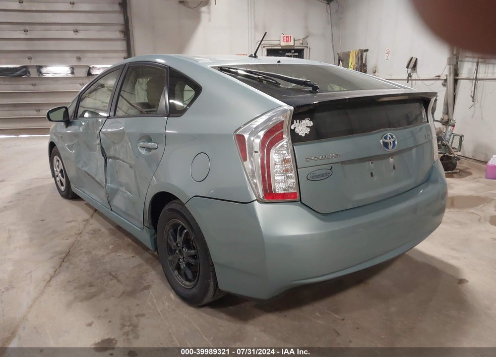 2013 TOYOTA PRIUS TWO VIN: JTDKN3DUXD1618502