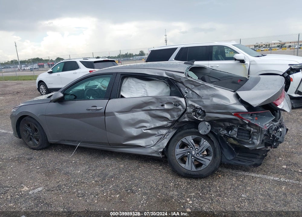 2021 HYUNDAI ELANTRA SEL VIN: KMHLM4AG5MU122920