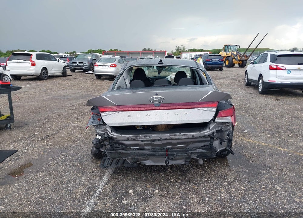 2021 HYUNDAI ELANTRA SEL VIN: KMHLM4AG5MU122920