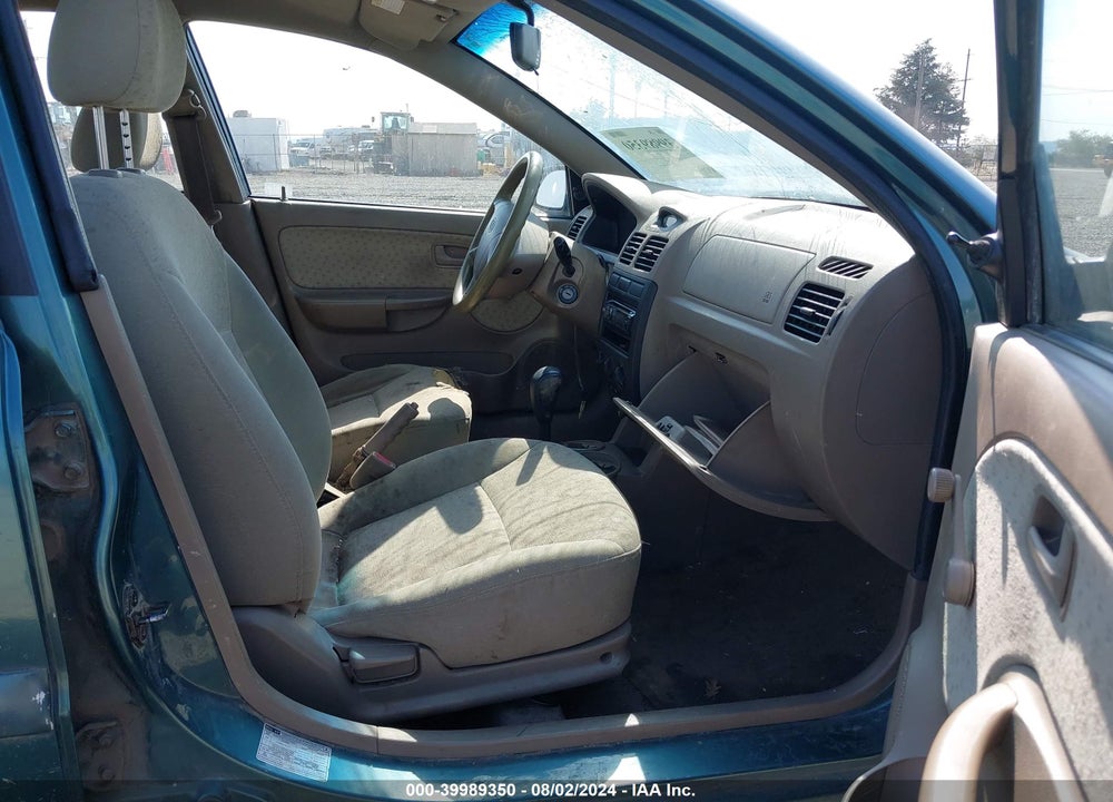 2004 KIA RIO VIN: KNADC125946308274