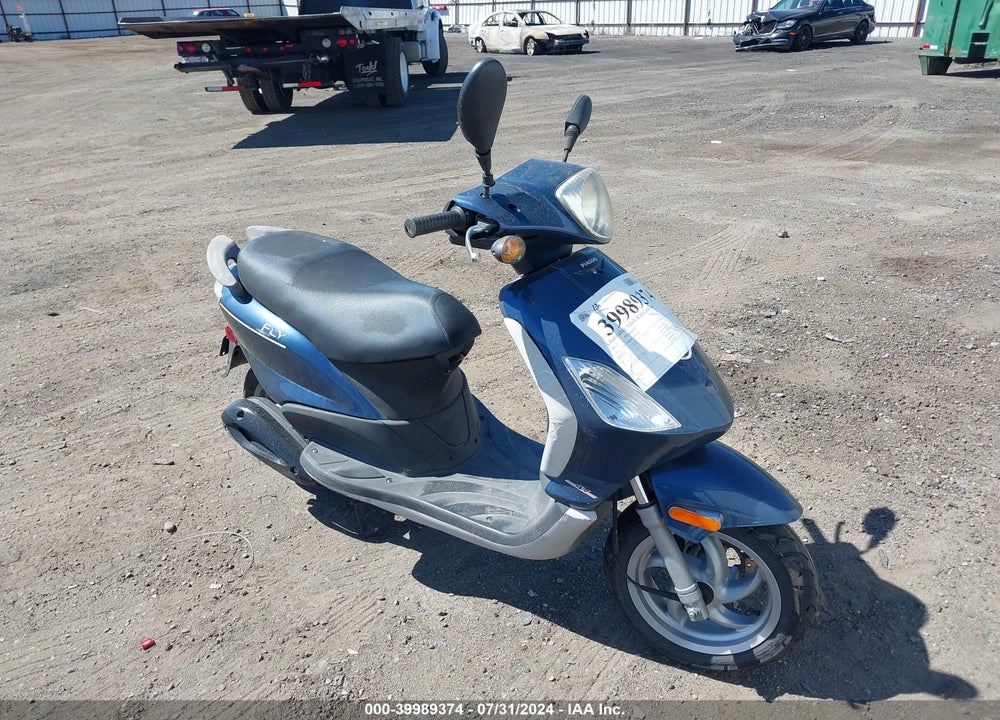 2012 PIAGGIO FLY 50 VIN: ZAPC446B9C4201568