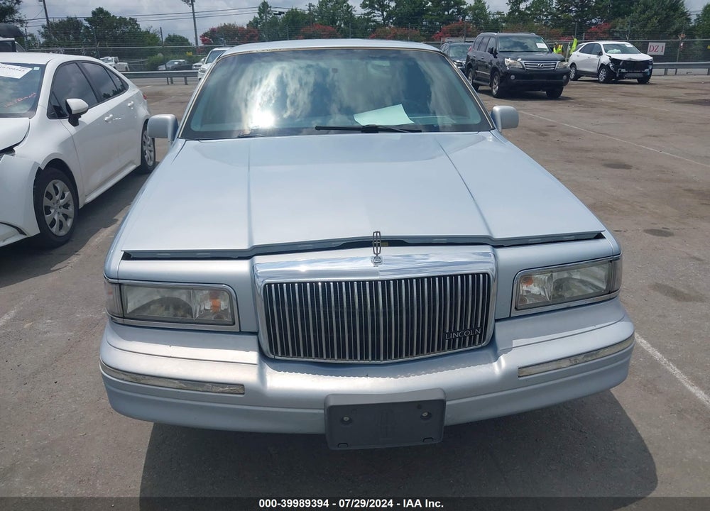 1997 LINCOLN TOWN CAR SIGNATURE VIN: 1LNLM82W5VY759961