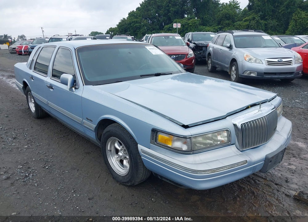 1997 LINCOLN TOWN CAR SIGNATURE VIN: 1LNLM82W5VY759961