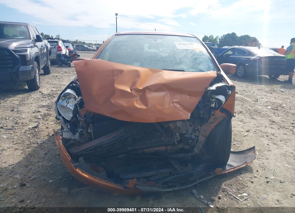 2011 HONDA FIT SPORT VIN: JHMGE8H57BC012077